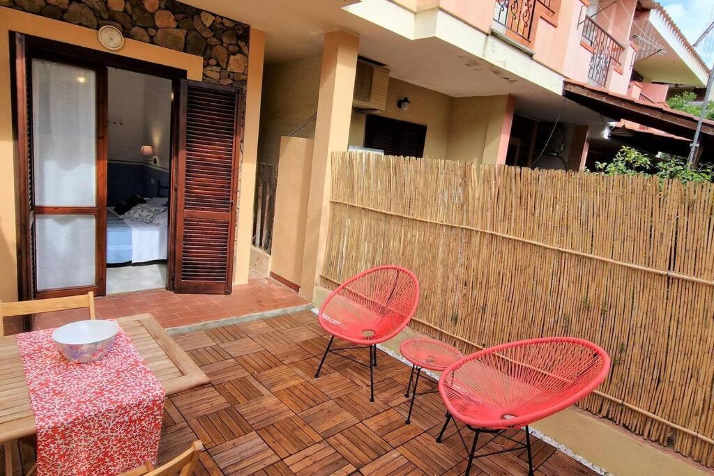 Azzurra Villa วิลลัสซีมีอุส ภายนอก รูปภาพ